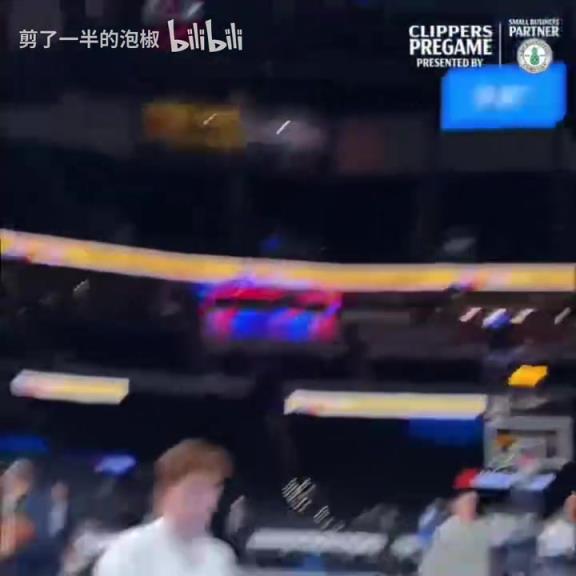 寶藏球員！你覺得小瓊斯能延續(xù)去年季后賽的亮眼表現(xiàn)嗎？