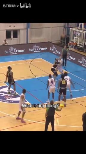 一分變兩分！這哥們得感謝5號為他成就了名場面！